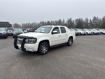 2013 Chevrolet Avalanche LTZ Black Diamond Truck