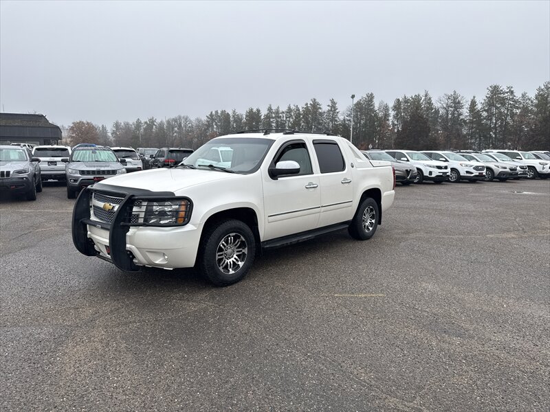 2013 Chevrolet Avalanche LTZ Black Diamond   - Photo 1 - Brainerd, MN 56401