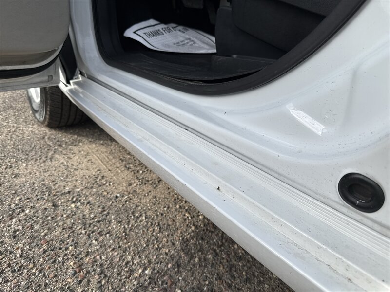 2019 Dodge Grand Caravan SXT   - Photo 5 - Brainerd, MN 56401