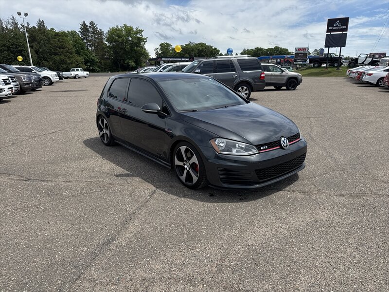 2016 Volkswagen Golf GTI S - Photo 2 - Brainerd, MN 56401
