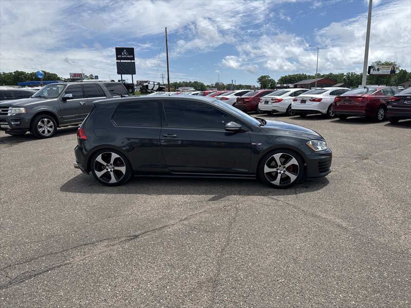 2016 Volkswagen Golf GTI S - Photo 5 - Brainerd, MN 56401