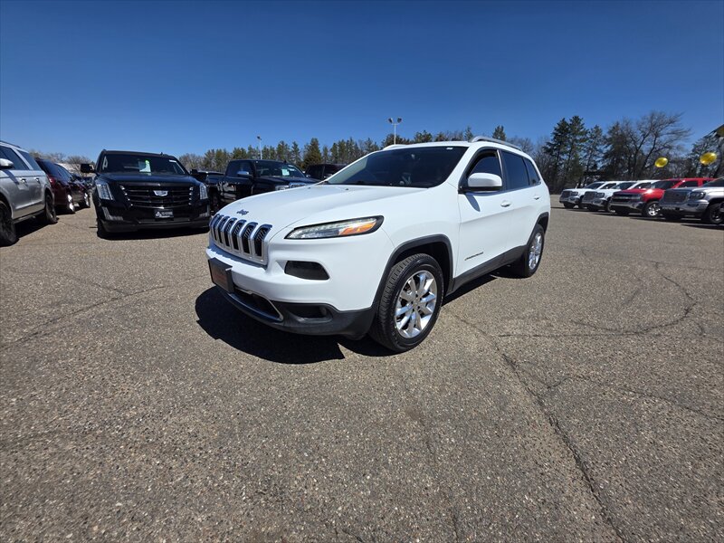 2017 Jeep Cherokee Limited   - Photo 1 - Brainerd, MN 56401