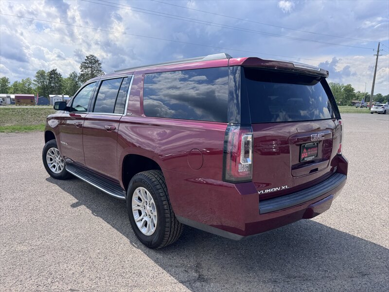 2020 GMC Yukon XL SLT - Photo 4 - Brainerd, MN 56401