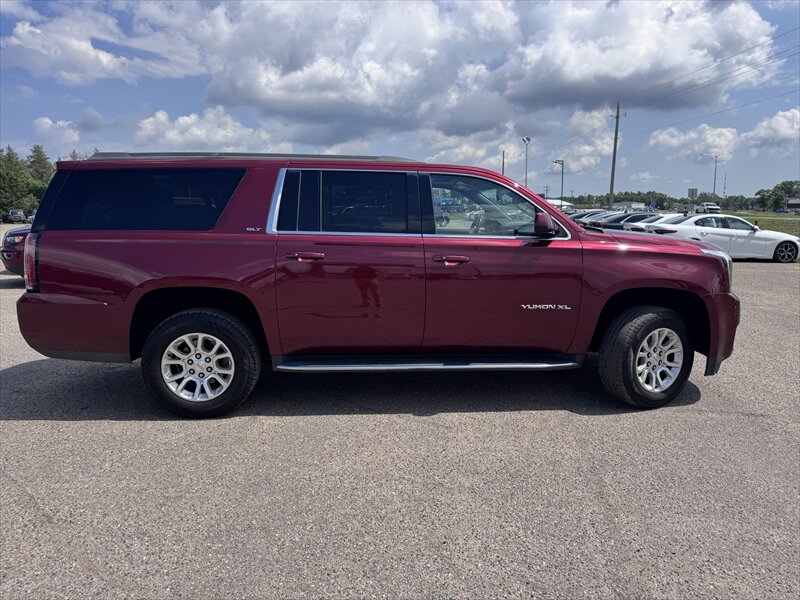 2020 GMC Yukon XL SLT - Photo 5 - Brainerd, MN 56401