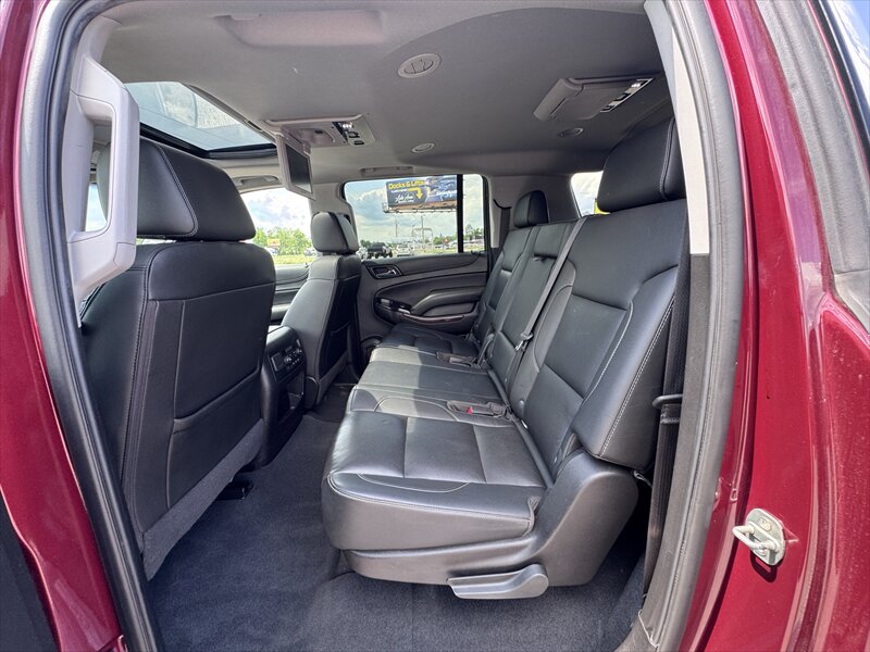 2020 GMC Yukon XL SLT - Photo 13 - Brainerd, MN 56401