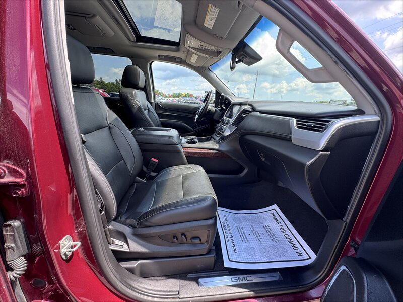 2020 GMC Yukon XL SLT - Photo 18 - Brainerd, MN 56401