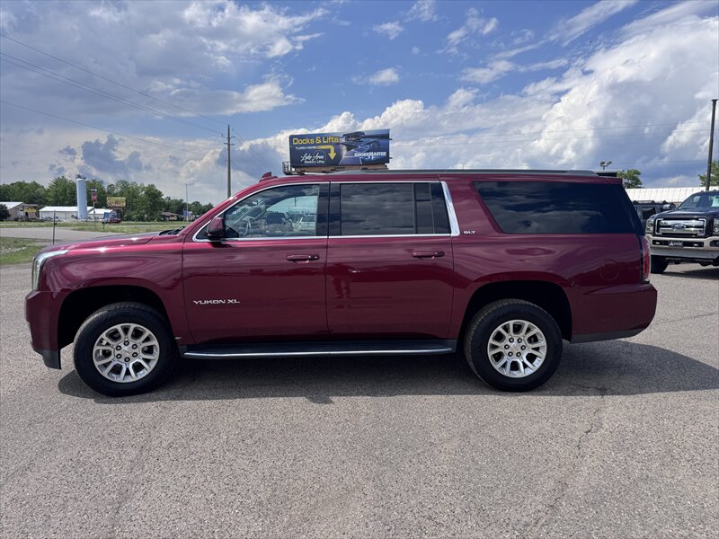 2020 GMC Yukon XL SLT - Photo 6 - Brainerd, MN 56401