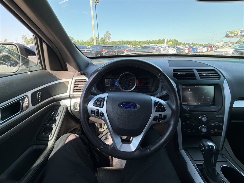 2013 Ford Explorer XLT - Photo 14 - Brainerd, MN 56401