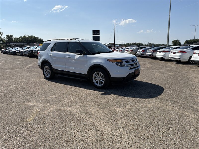 2013 Ford Explorer XLT - Photo 2 - Brainerd, MN 56401