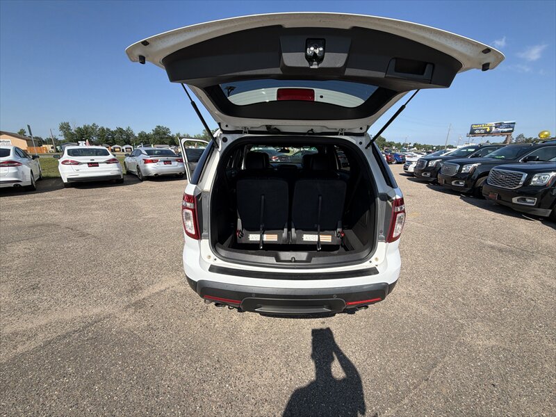 2013 Ford Explorer XLT - Photo 9 - Brainerd, MN 56401