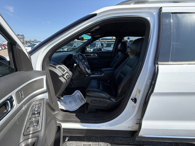 2013 Ford Explorer XLT - Photo 12 - Brainerd, MN 56401