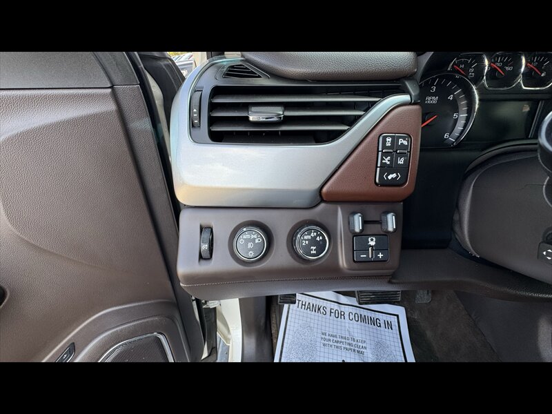 2015 Chevrolet Suburban LTZ - Photo 17 - Brainerd, MN 56401
