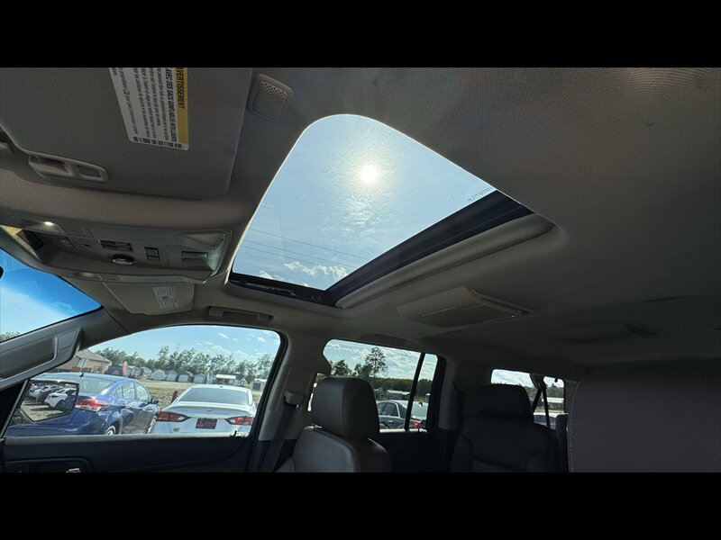 2015 Chevrolet Suburban LTZ - Photo 22 - Brainerd, MN 56401