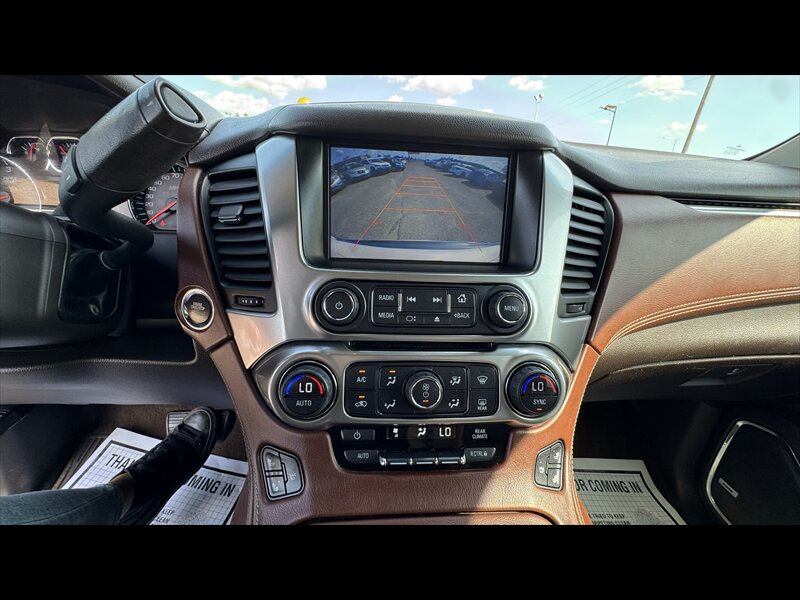 2015 Chevrolet Suburban LTZ - Photo 19 - Brainerd, MN 56401