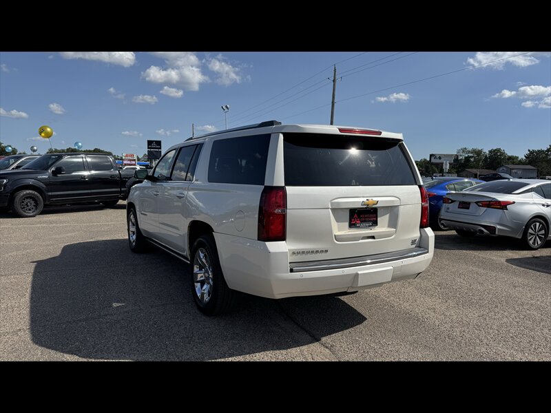 2015 Chevrolet Suburban LTZ - Photo 7 - Brainerd, MN 56401