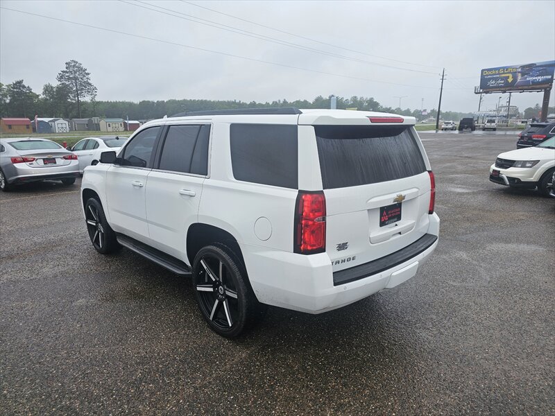 2018 Chevrolet Tahoe LT - Photo 4 - Brainerd, MN 56401