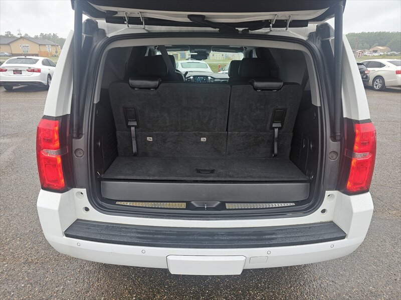 2018 Chevrolet Tahoe LT - Photo 11 - Brainerd, MN 56401