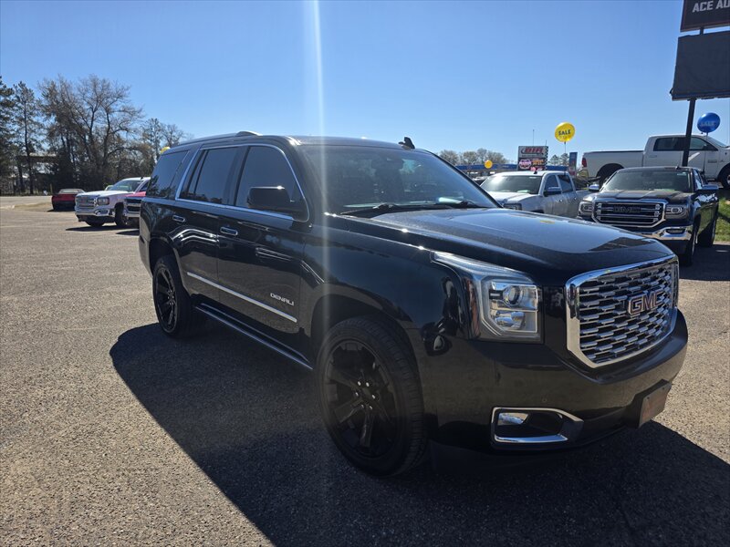2018 GMC Yukon Denali - Photo 2 - Brainerd, MN 56401