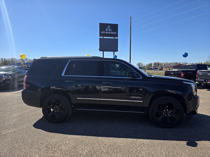 2018 GMC Yukon Denali - Photo 6 - Brainerd, MN 56401