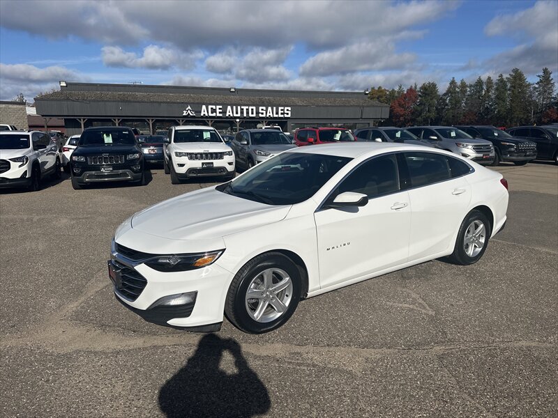 2022 Chevrolet Malibu LS Fleet - Photo 1 - Brainerd, MN 56401