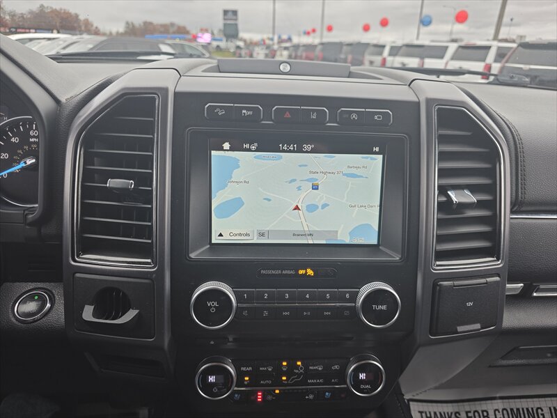 2018 Ford Expedition Platinum - Photo 10 - Brainerd, MN 56401