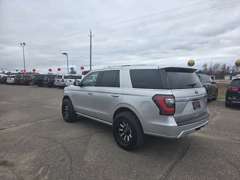 2018 Ford Expedition Platinum - Photo 4 - Brainerd, MN 56401