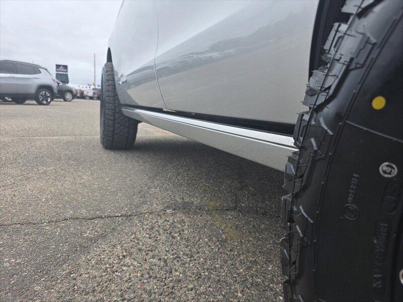 2018 Ford Expedition Platinum - Photo 5 - Brainerd, MN 56401