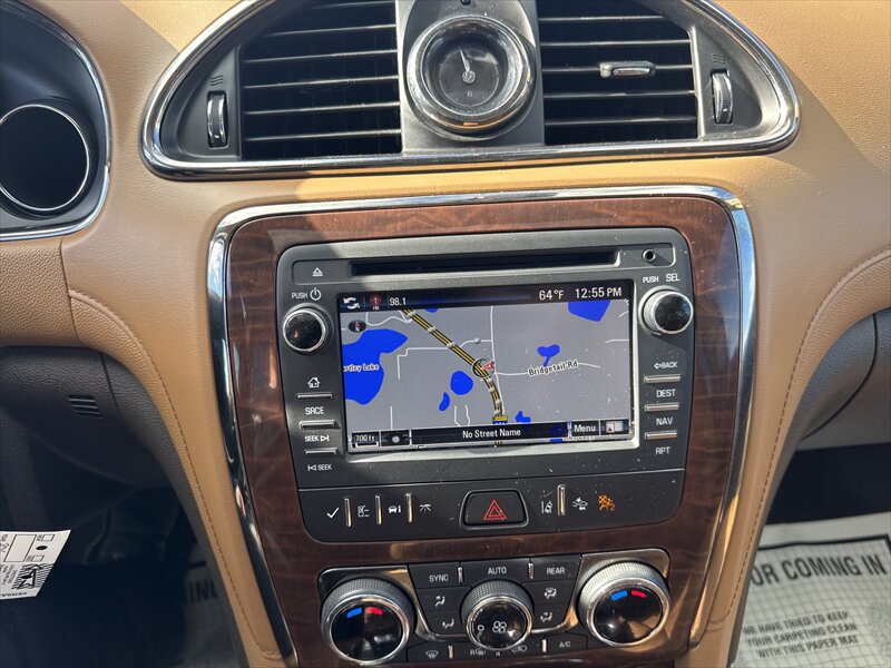 2016 Buick Enclave Premium - Photo 10 - Brainerd, MN 56401