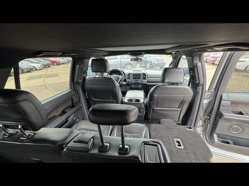 2020 Ford Expedition Limited - Photo 15 - Brainerd, MN 56401