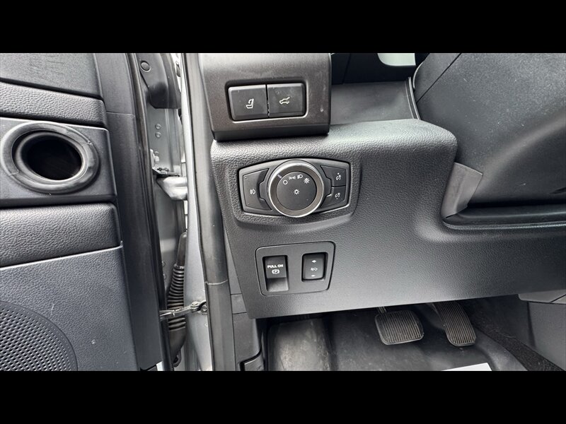 2020 Ford Expedition Limited - Photo 18 - Brainerd, MN 56401