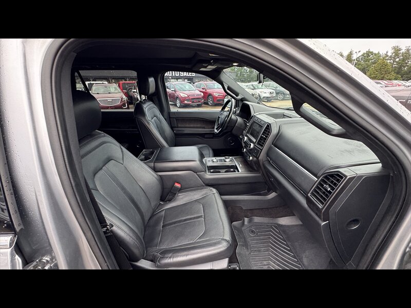 2020 Ford Expedition Limited - Photo 13 - Brainerd, MN 56401