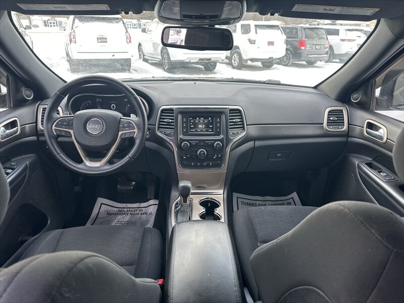 2016 Jeep Grand Cherokee Laredo - Photo 9 - Brainerd, MN 56401