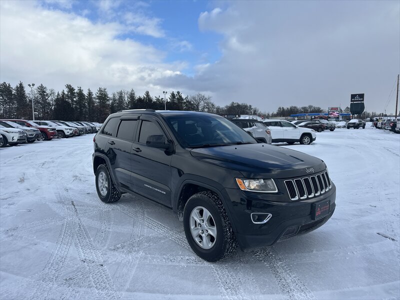 2016 Jeep Grand Cherokee Laredo - Photo 2 - Brainerd, MN 56401