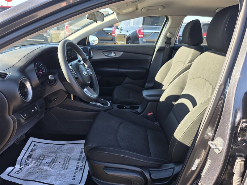 2021 Kia Forte FE - Photo 9 - Brainerd, MN 56401