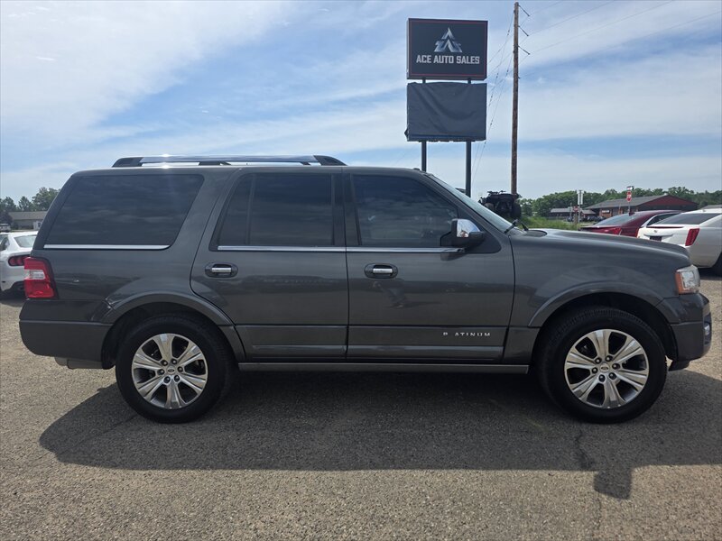 2015 Ford Expedition Platinum - Photo 5 - Brainerd, MN 56401