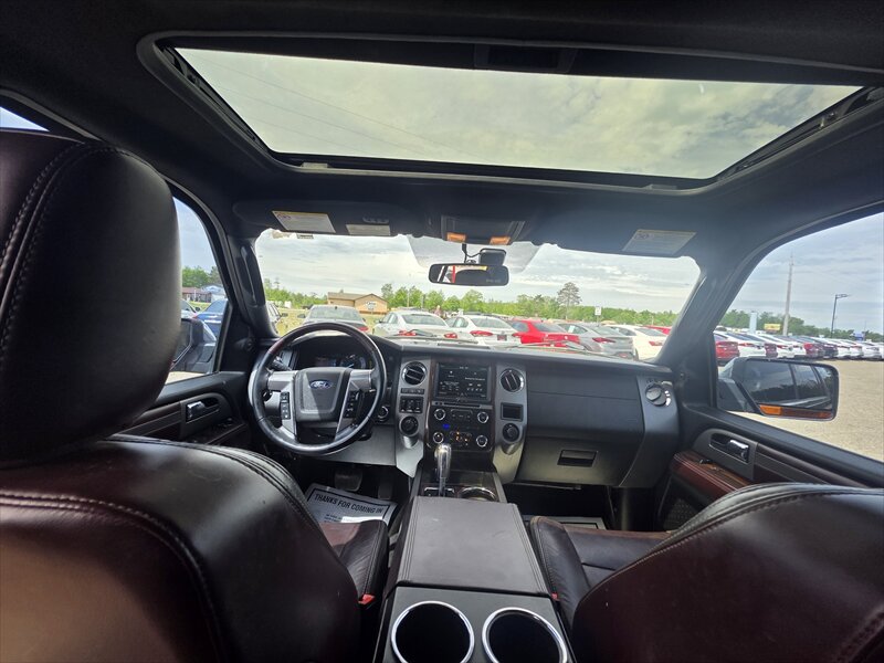 2015 Ford Expedition Platinum - Photo 14 - Brainerd, MN 56401