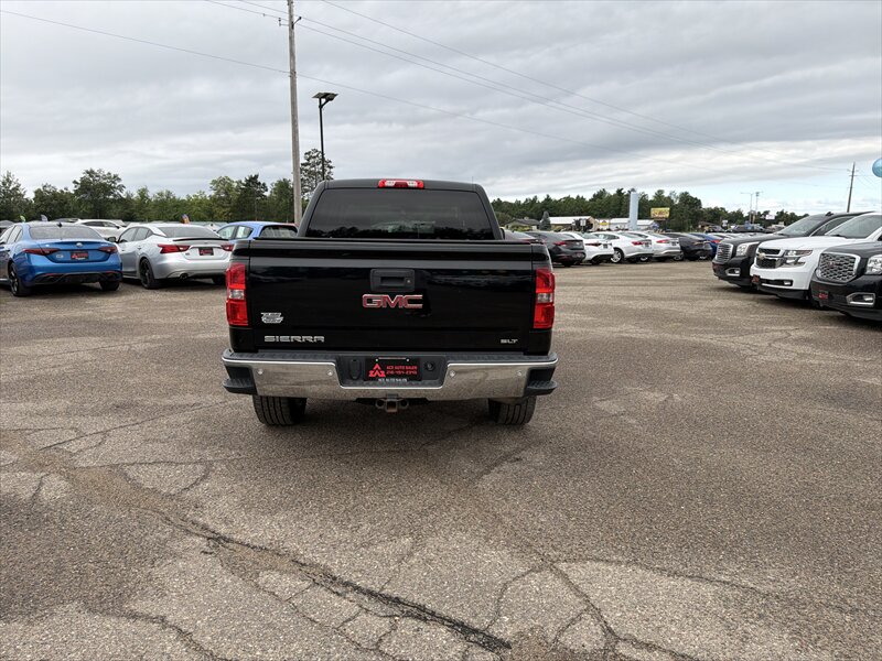 2014 GMC Sierra 1500 SLT - Photo 8 - Brainerd, MN 56401