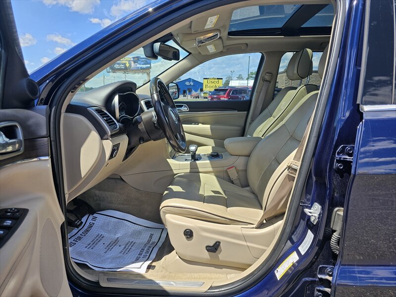 2015 Jeep Grand Cherokee Overland - Photo 11 - Brainerd, MN 56401