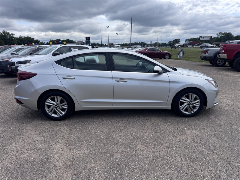 2020 Hyundai Elantra SEL - Photo 6 - Brainerd, MN 56401