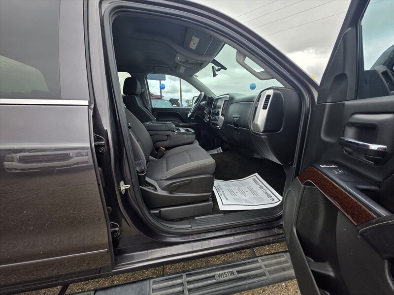 2016 GMC Sierra 1500 SLE - Photo 8 - Brainerd, MN 56401
