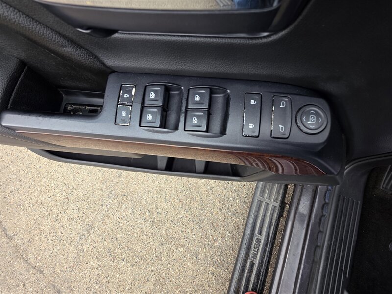 2016 GMC Sierra 1500 SLE - Photo 11 - Brainerd, MN 56401