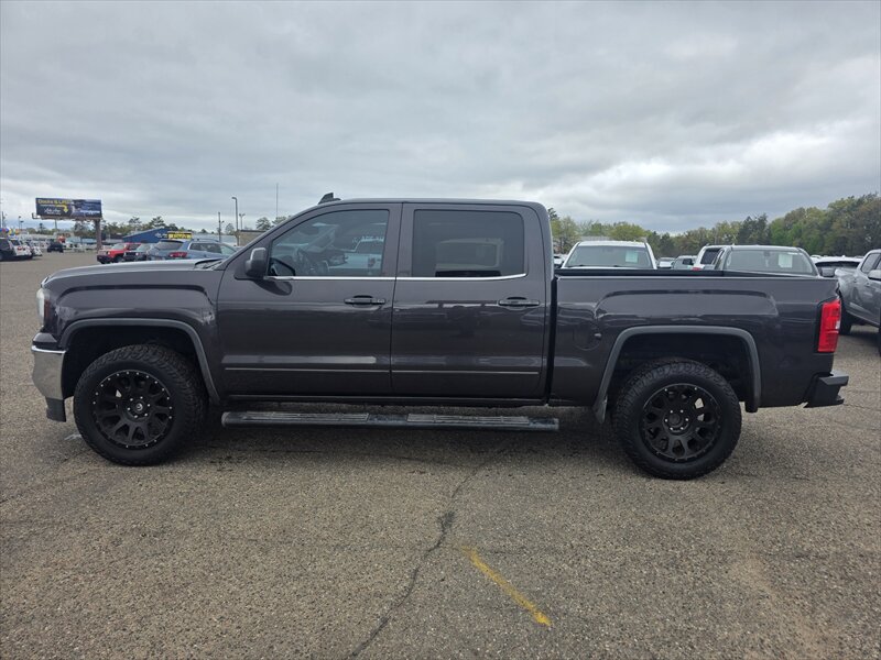 2016 GMC Sierra 1500 SLE - Photo 5 - Brainerd, MN 56401