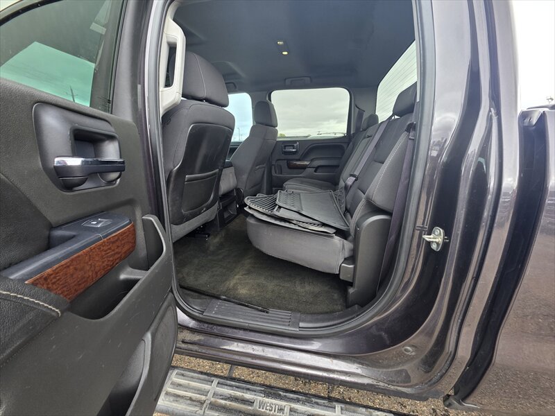 2016 GMC Sierra 1500 SLE - Photo 12 - Brainerd, MN 56401