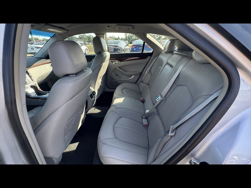 2011 Cadillac CTS 3.0L Luxury - Photo 8 - Brainerd, MN 56401