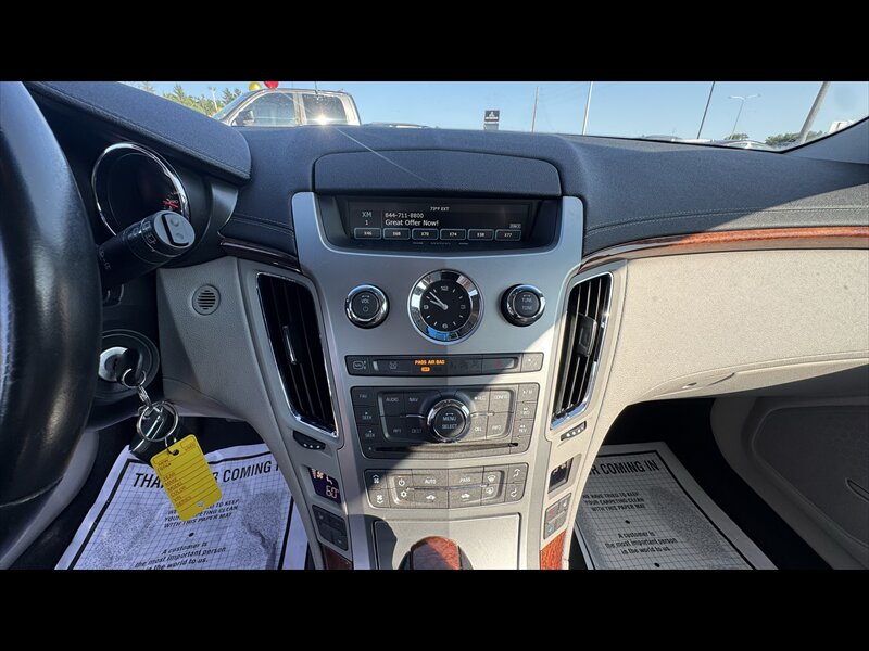 2011 Cadillac CTS 3.0L Luxury - Photo 11 - Brainerd, MN 56401