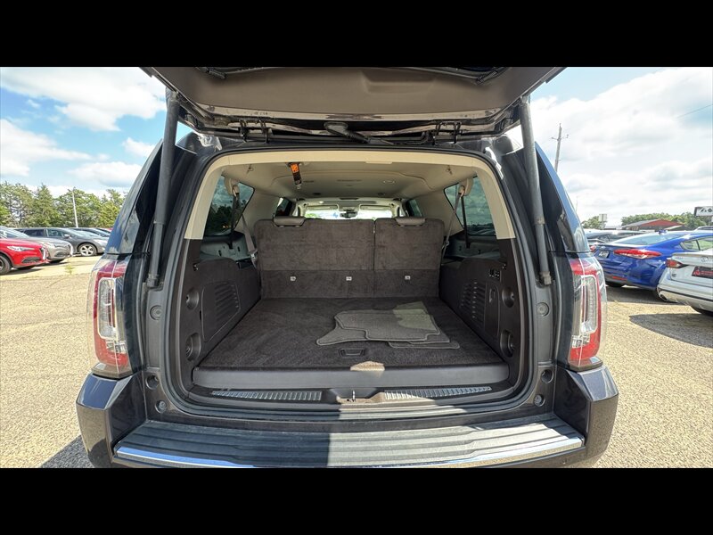2017 GMC Yukon XL Denali - Photo 30 - Brainerd, MN 56401