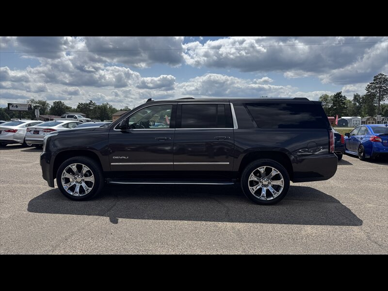 2017 GMC Yukon XL Denali - Photo 8 - Brainerd, MN 56401