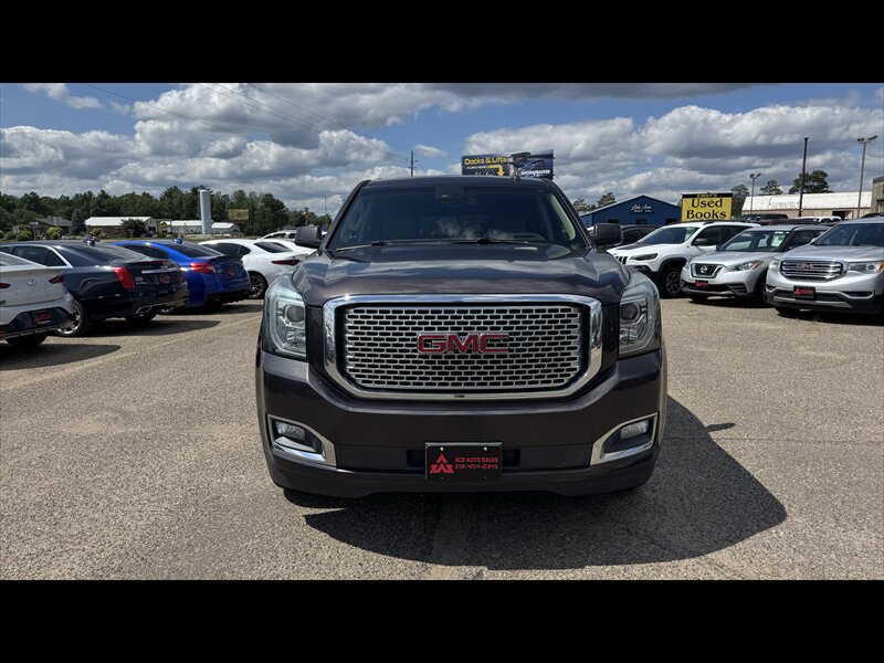 2017 GMC Yukon XL Denali  