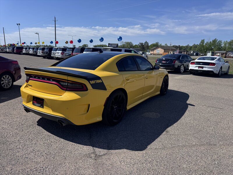 2018 Dodge Charger R/T Scat Pack - Photo 4 - Brainerd, MN 56401