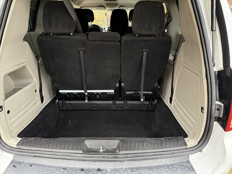 2017 Dodge Grand Caravan SE - Photo 18 - Brainerd, MN 56401